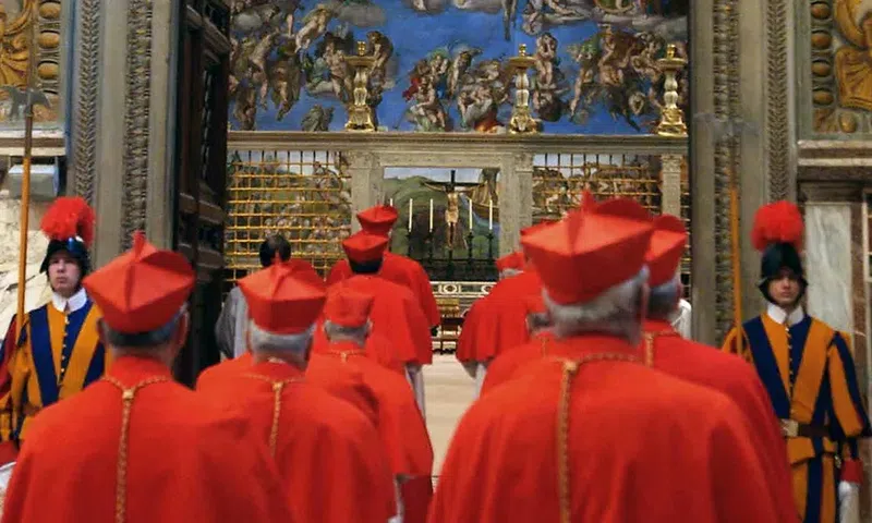 Le conclave du Vatican commence ce mercredi 7 mai : Voici ce qu'il faut savoir/ARTURO MARI / AFP