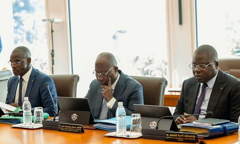 Le code électoral ivoirien a été modifié par ordonnance/Des membres du gouvernement en conseil de ministre