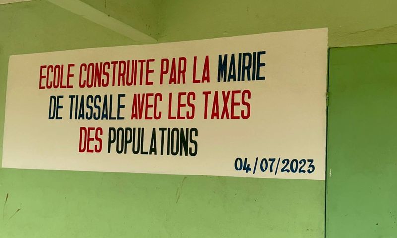 Tiassalé : Le député-maire Tiemoko Assalé construit 3 écoles avec l'argent du contribuable