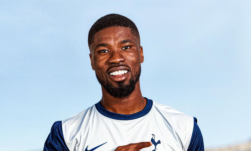 Kevin Danso joins Tottenham on loan from Lens