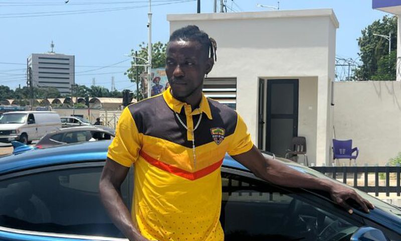 No More Trotro: Benjamin Asare gets surprise car gift after shining in Black Stars debut