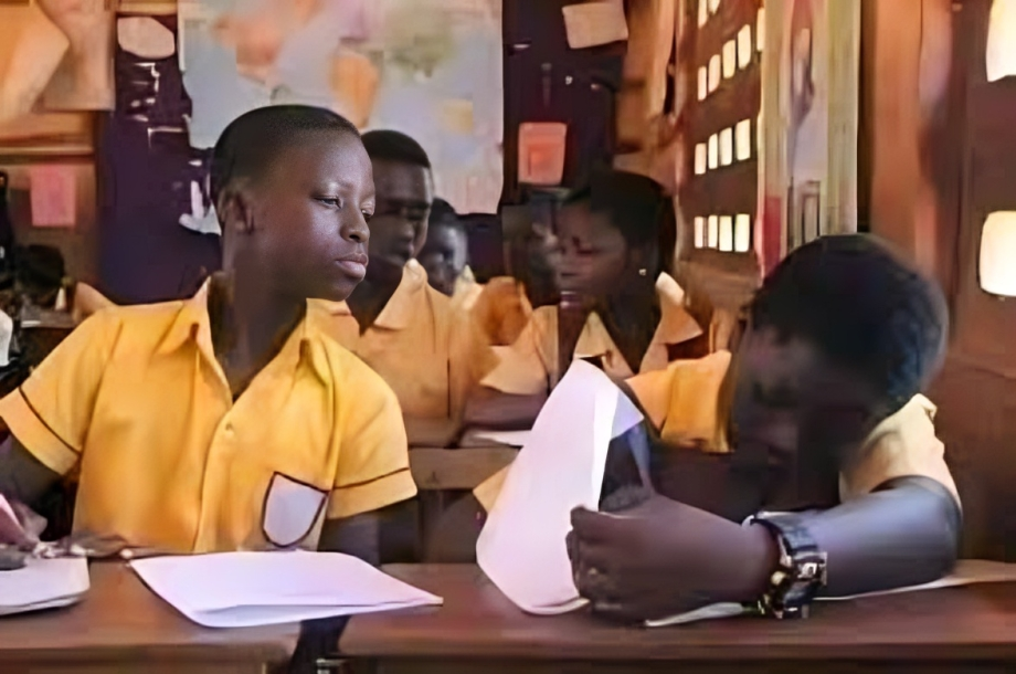 9 surefire ways to pass BECE without cheating or chasing 'apor'