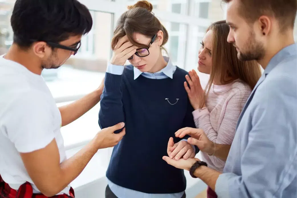  7 powerful ways to make peace with your past and move forward