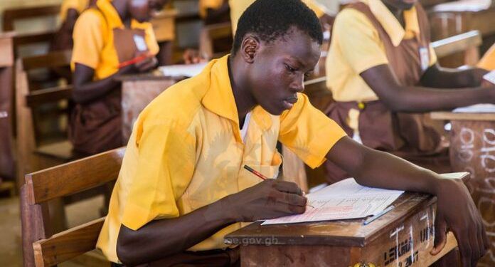 9 surefire ways to pass BECE without cheating or chasing 'apor'