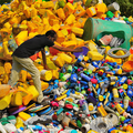 5 practical ideas to make money from plastic waste