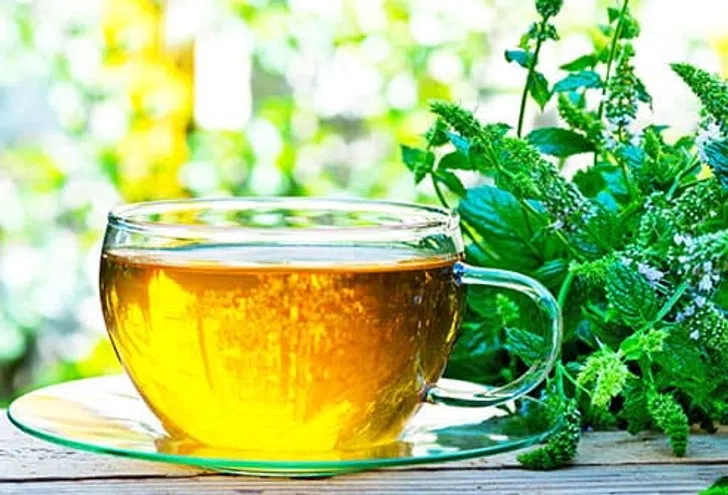 10 'dangerous' foods pregnant women should never eat