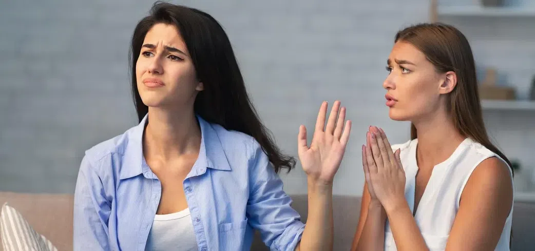 Is your talking stage partner love-bombing you? 6 clever ways to stay in control