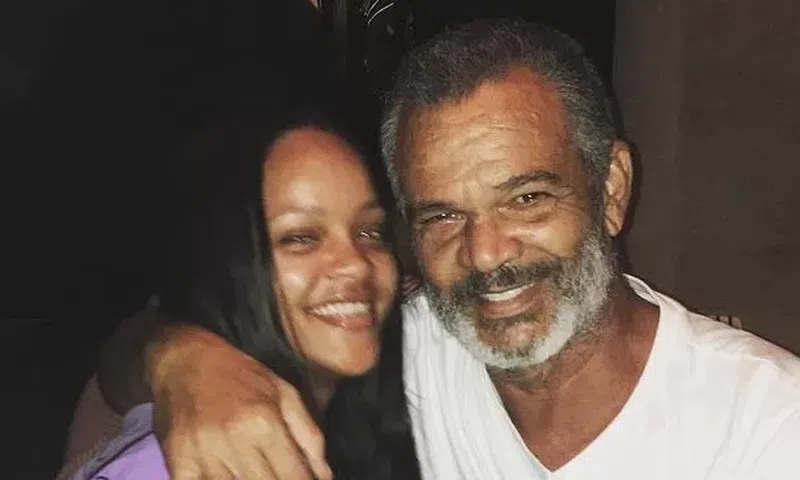 Rihanna loses dad after brief illness
