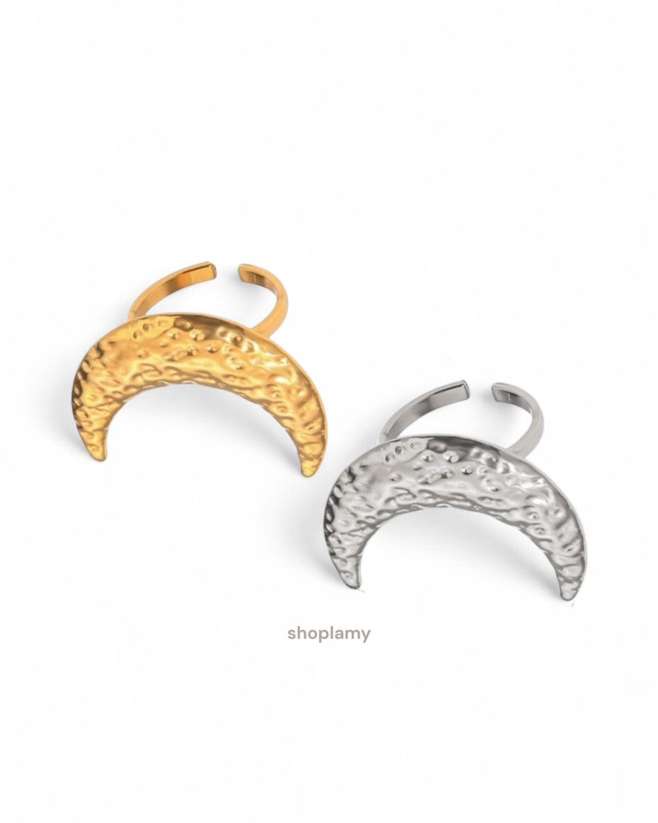 Mooned up Ring