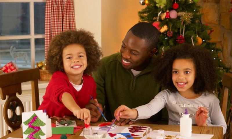 How to keep your kids engaged this holiday season