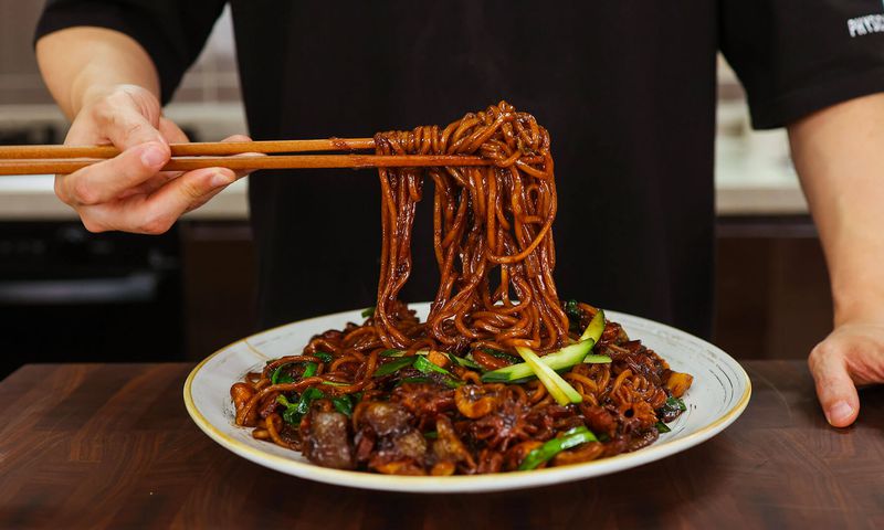 Black Valentine: why South Korean singles mourn with noodles [Aaron and Claire]