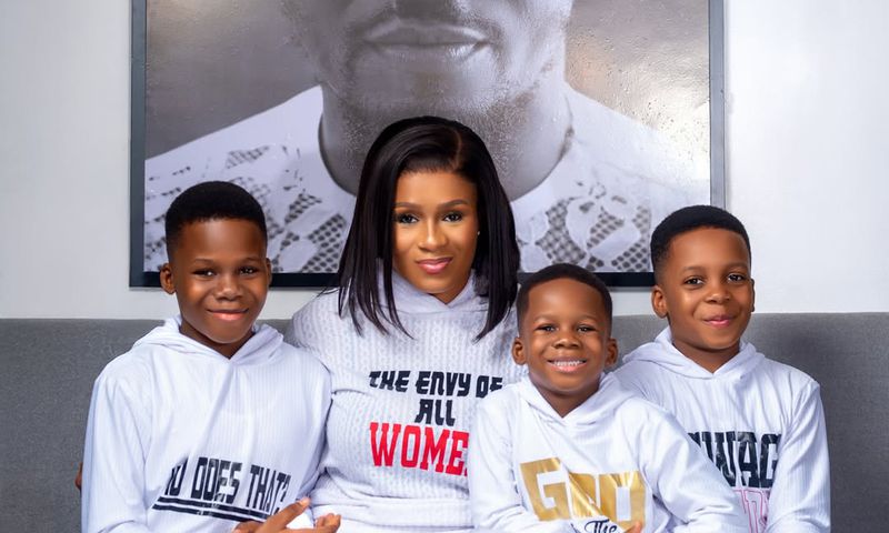 Junior pope's wife and kids
