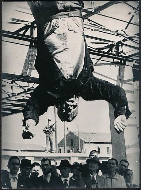 Benito Mussolini was hanged upside down [9GAG]
