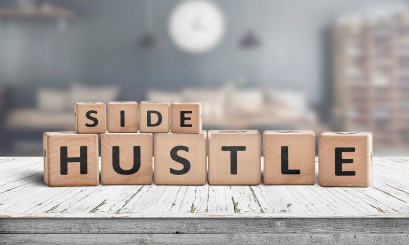 Side Hustle Time: How to make the most of your Easter holiday