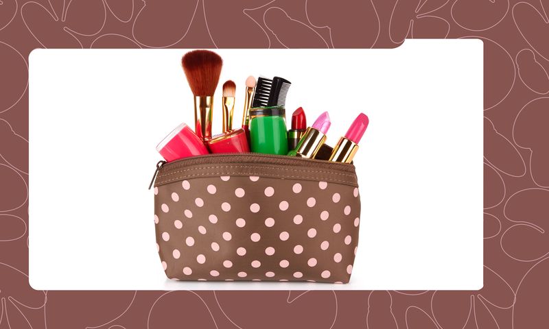 15 Must-Have Items in Every Woman’s Make-Up Bag