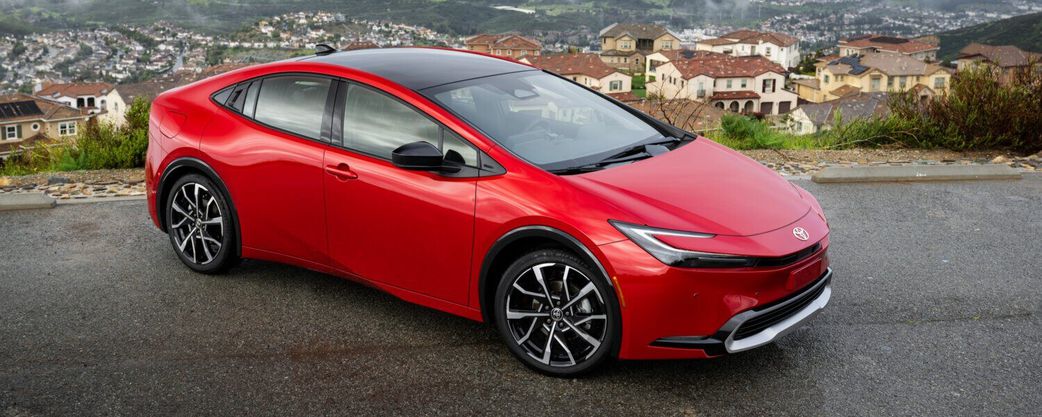 Tired of buying fuel? These 9 cars will save you money in 2025