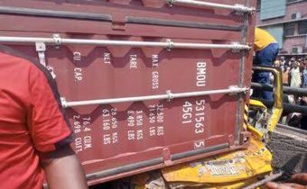 Sunday tragedy as 40-ft truck crushes minibus in Lagos, driver killed