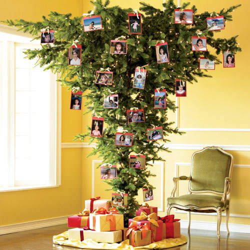 An upsidedown Christmas tree [TheDailyMass.com]