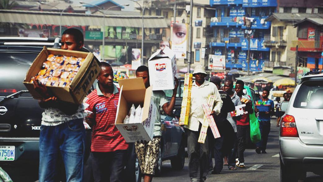 Hawkers selling everything in traffic [TheGuardianNigeria]