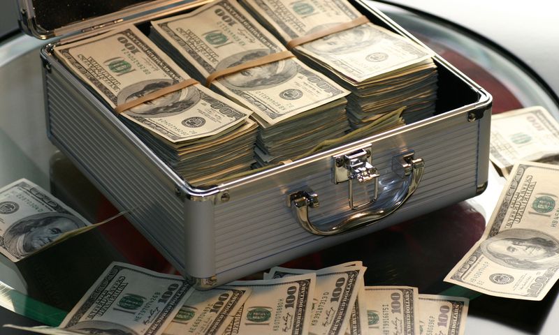 The highest paid CEO in the world earns $23.5 Billion