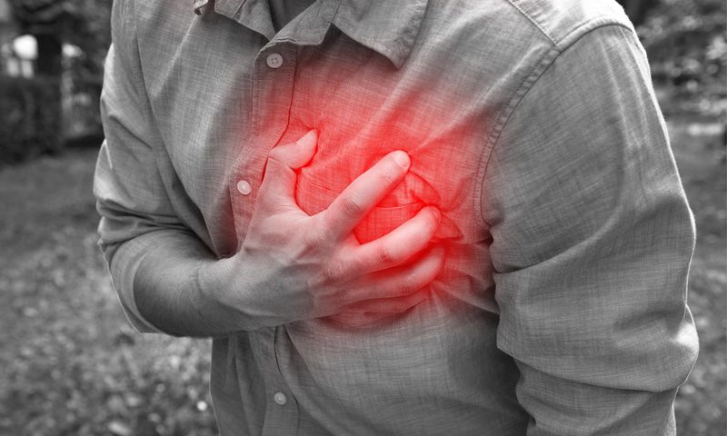 Is heart attack painful? What does it feel like? [SciTech Daily]