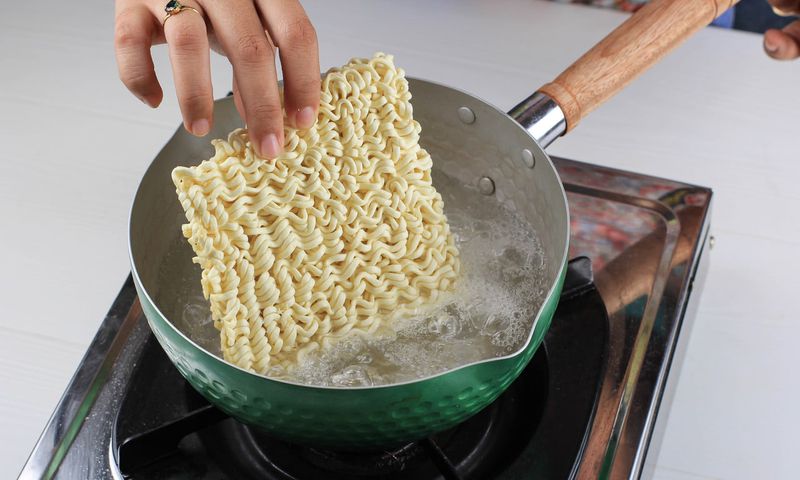 You might want to reconsider your noodle habits [HealthifyMe]