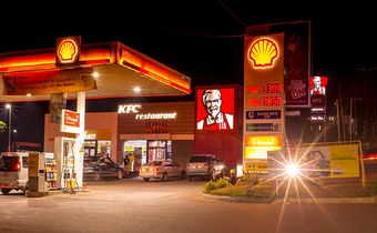 Retail pump prices are expected to decrease