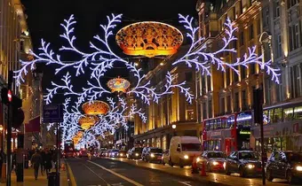 Most beautiful cities at Christmas [doylecompany]