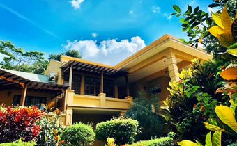 Emin Pasha Hotel