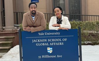 Kyabazinga and the Queen at Yale