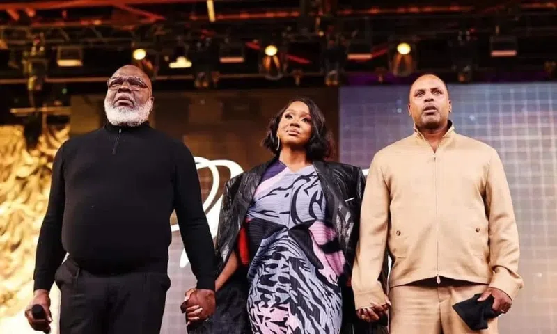 TD Jakes, his daughter Sarah Jakes and her husband Touré Roberts