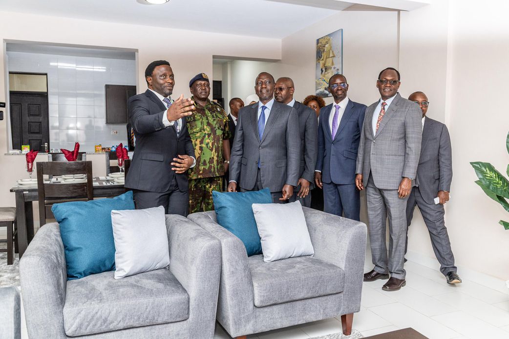 President William Ruto on Tuesday officially opened the Central Bank of Kenya (CBK) Police Housing Complex located in Nairobi’s Industrial Area. 