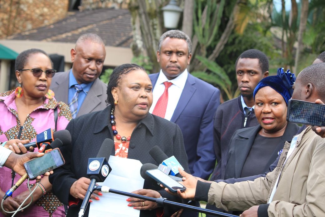 The family of the late powerful Provincial Commissioner Isaiah Kiplangat Cheluget addressing the press on Saturday, May 10