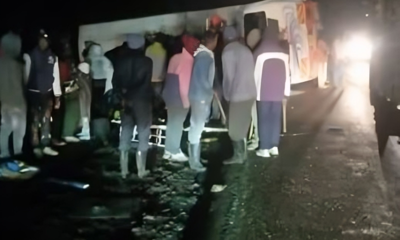 The scene of the accident at Kinungi along the Nakuru-Nairobi highway on Sunday December 22.