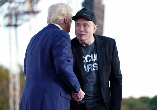 Elon Musk with US President Donald Trump