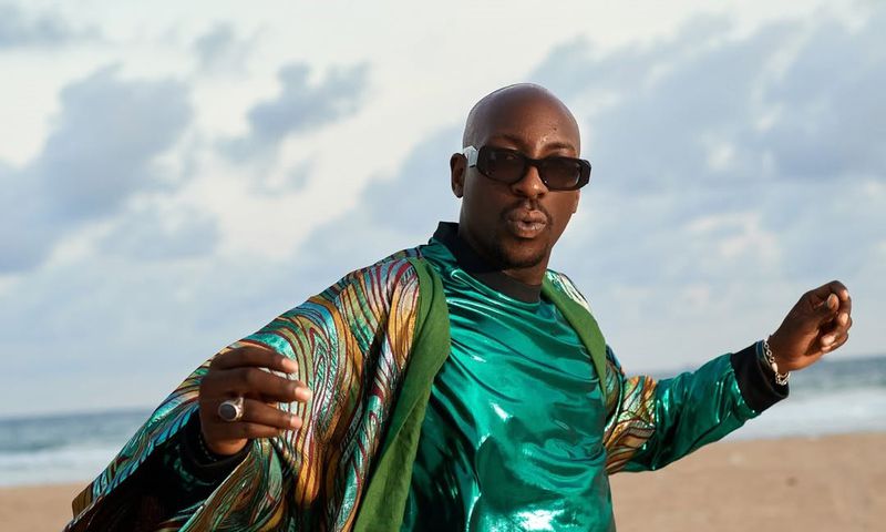 Award-winning singer Bien
