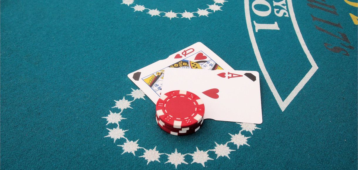 Blackjack strategy 101: What is the Parlay betting system?