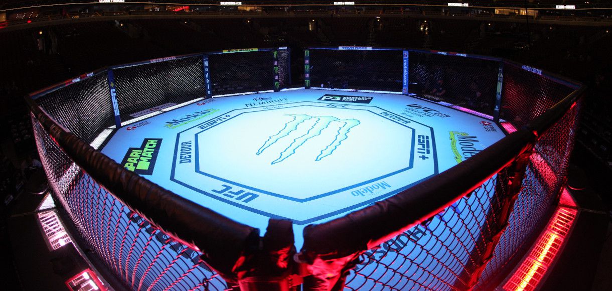 Rozenstruik v Dos Santos betting odds and predictions | UFC 252 tips