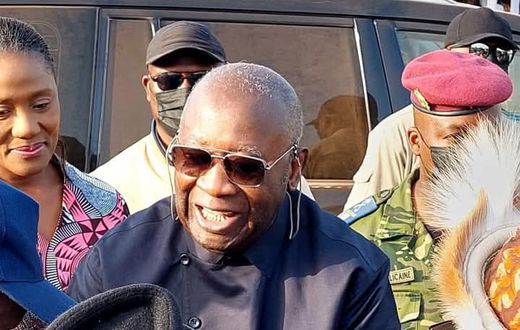 Laurent Gbagbo promet de "faire circuler l'argent à nouveau"  s'il dévient président en 2025