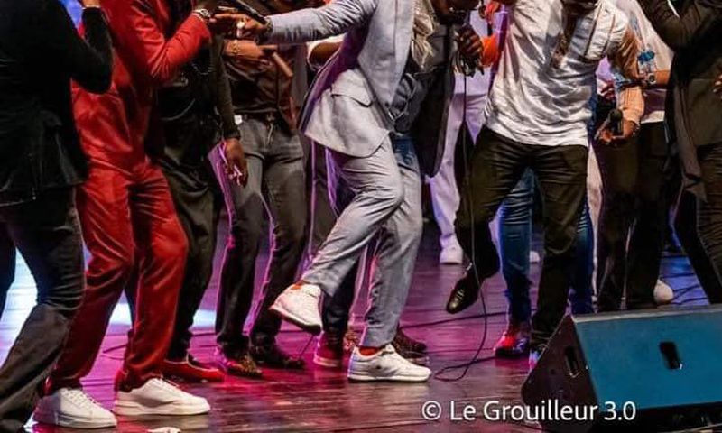 Molare, les membres de la jet set et Asalfo