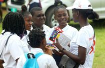 Action de sensibilisation sur le VIH parrainée par l'ONUSIDA, le ministère de la Santé gabonais, l’Ambassade de France et l’Organisation panafricaine de lutte contre le sida
