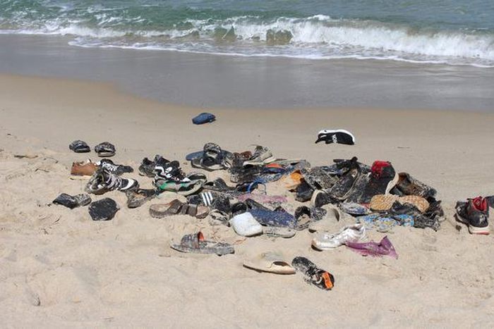 Corps de  migrants rejetés par la Mer