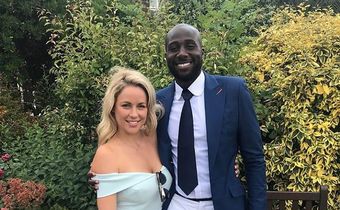 Souleymane Bamba et sa femme Chloé en 2018 pour leur anniversaire de mariage