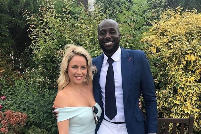 Souleymane Bamba et sa femme Chloé en 2018 pour leur anniversaire de mariage