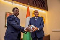 Le Secrétaire Général de la CAF et le Premier Ministre Patrick Achi/Ministère des Sports ivoirien