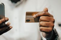 Carte bancaire / Tima Miroshnichenko