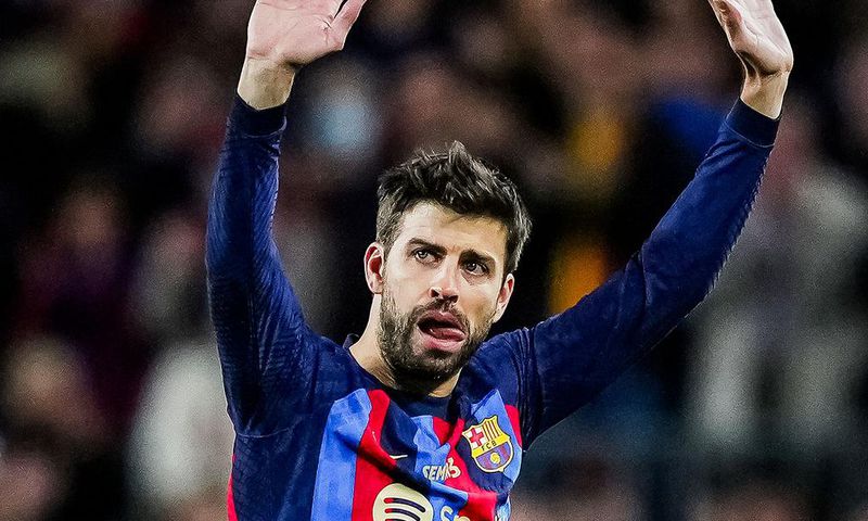 Gerard Piqué was in tears as he said goodbye to the Camp Nou