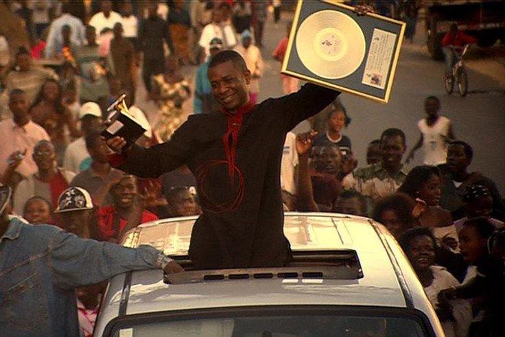 Youssou N'Dour de retour au Senegal après avoir remporté le Grammy