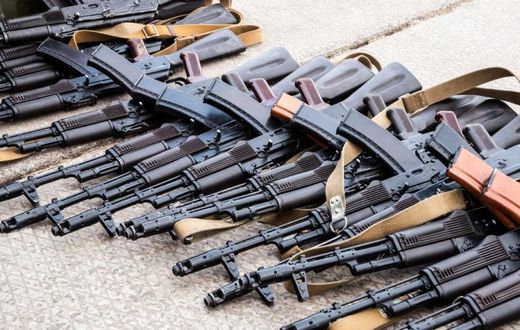 Des armes (images d'illustration)