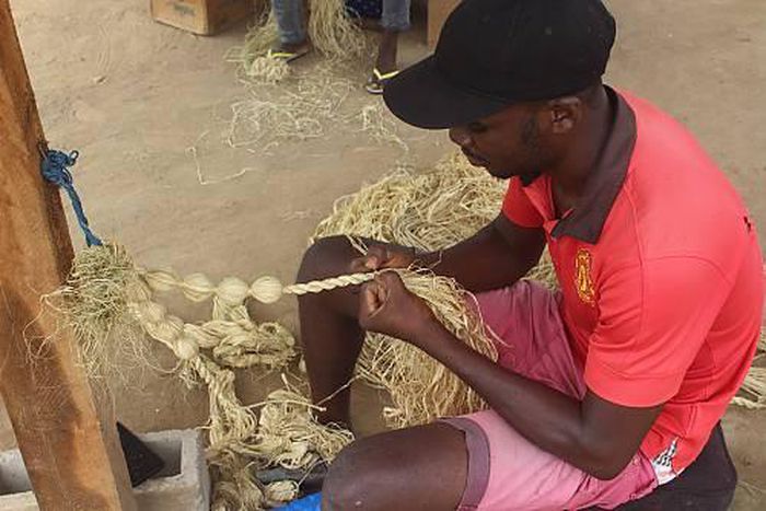 Tissage traditionnel ivoirien